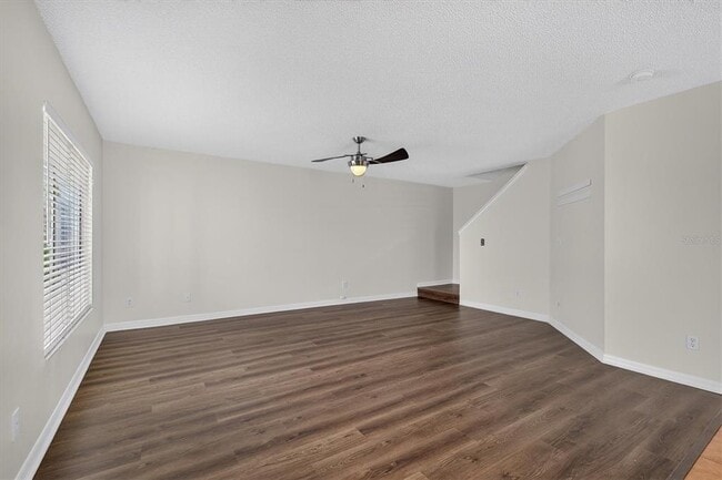 Building Photo - 4110 Waterside Island Ct