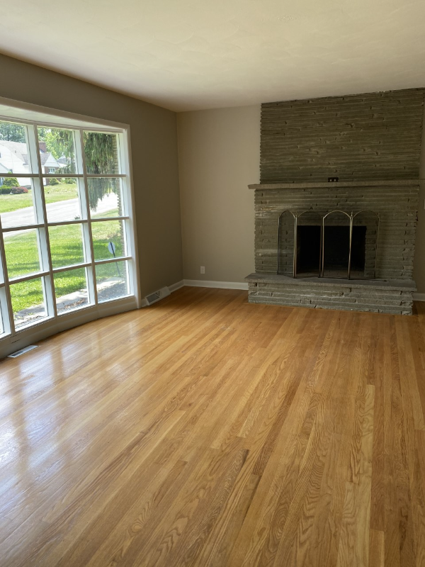 Building Photo - 102 Chaumont Dr