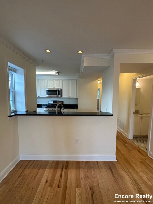 Building Photo - 55 Langdon St