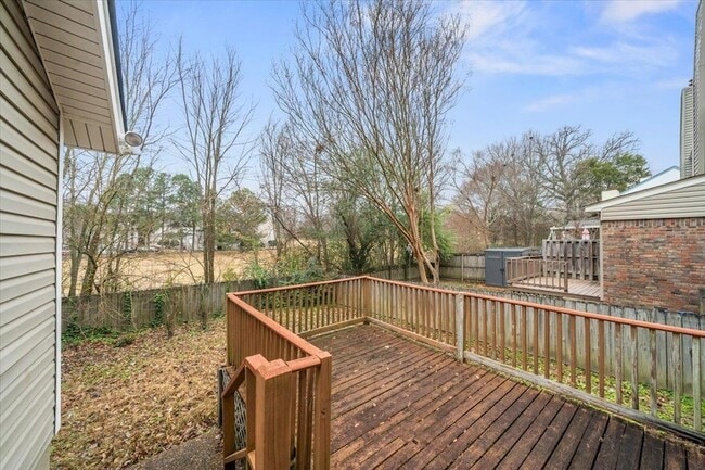 Building Photo - 9281 Fletcher Trace Pkwy