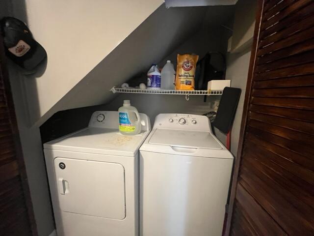 Building Photo - 8182 Thames Blvd