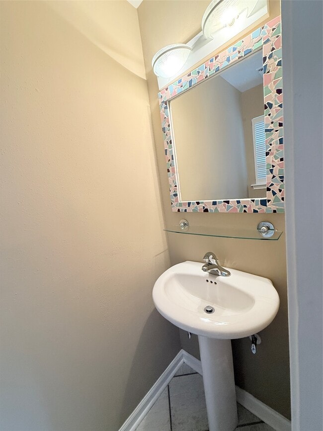 Building Photo - 9231 Stroud Dr