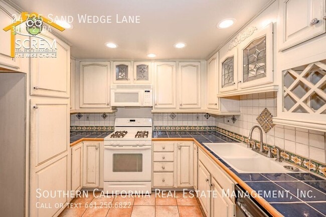 Building Photo - 24735 Sand Wedge Ln