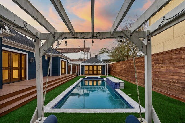 Building Photo - 6036 Feagan St