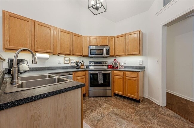 Building Photo - 262 Morse Elm Loop