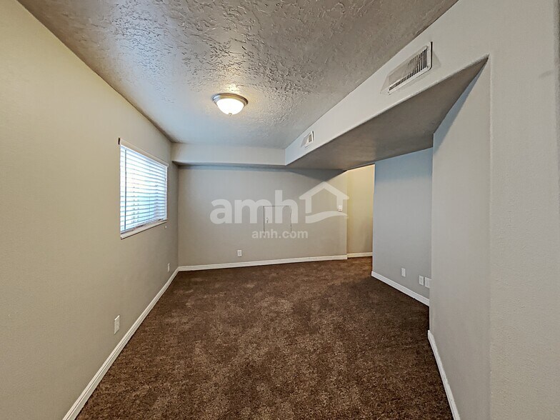 Building Photo - 6752 S Majestic Loop Rd