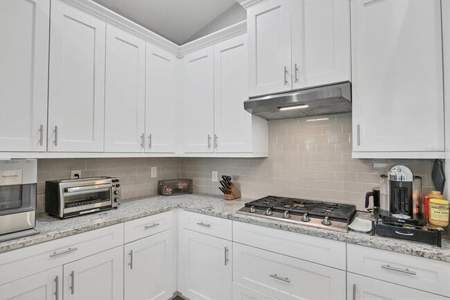 Building Photo - 6233 Champions Row St