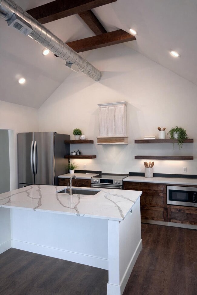 Building Photo - 440 Jefferson St