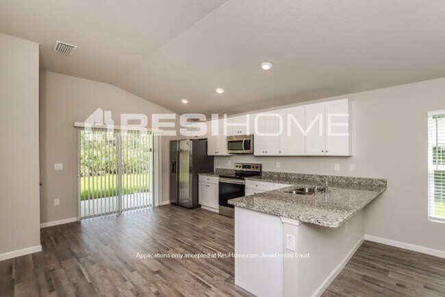 Building Photo - HOME FOR RENT!! One month free!