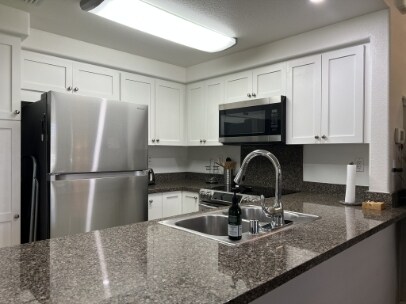 Building Photo - 92-1512-1524 Aliinui Dr