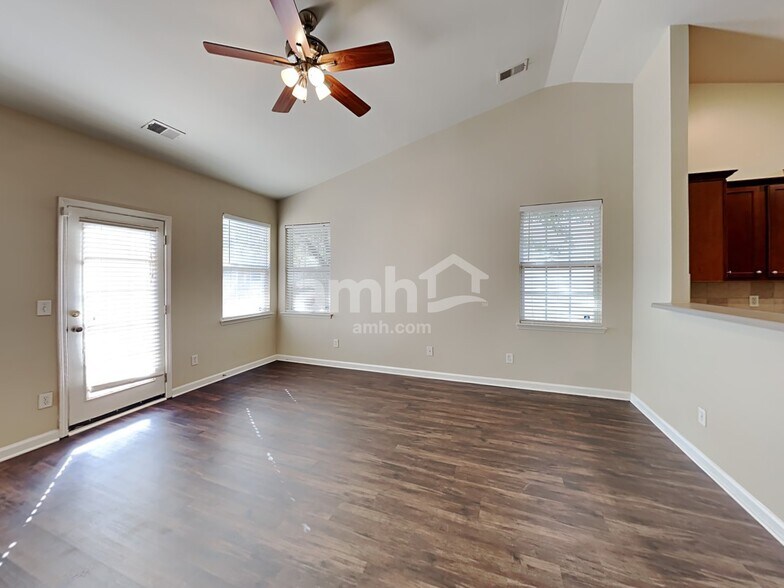 Building Photo - 1508 Woodberry Ct