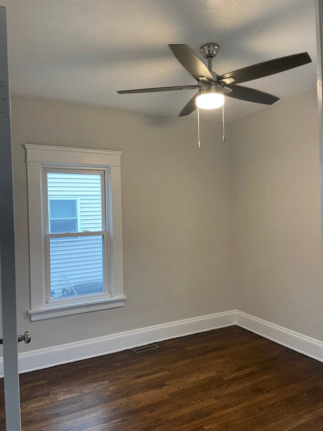 Building Photo - 1307 Idlewood Ave