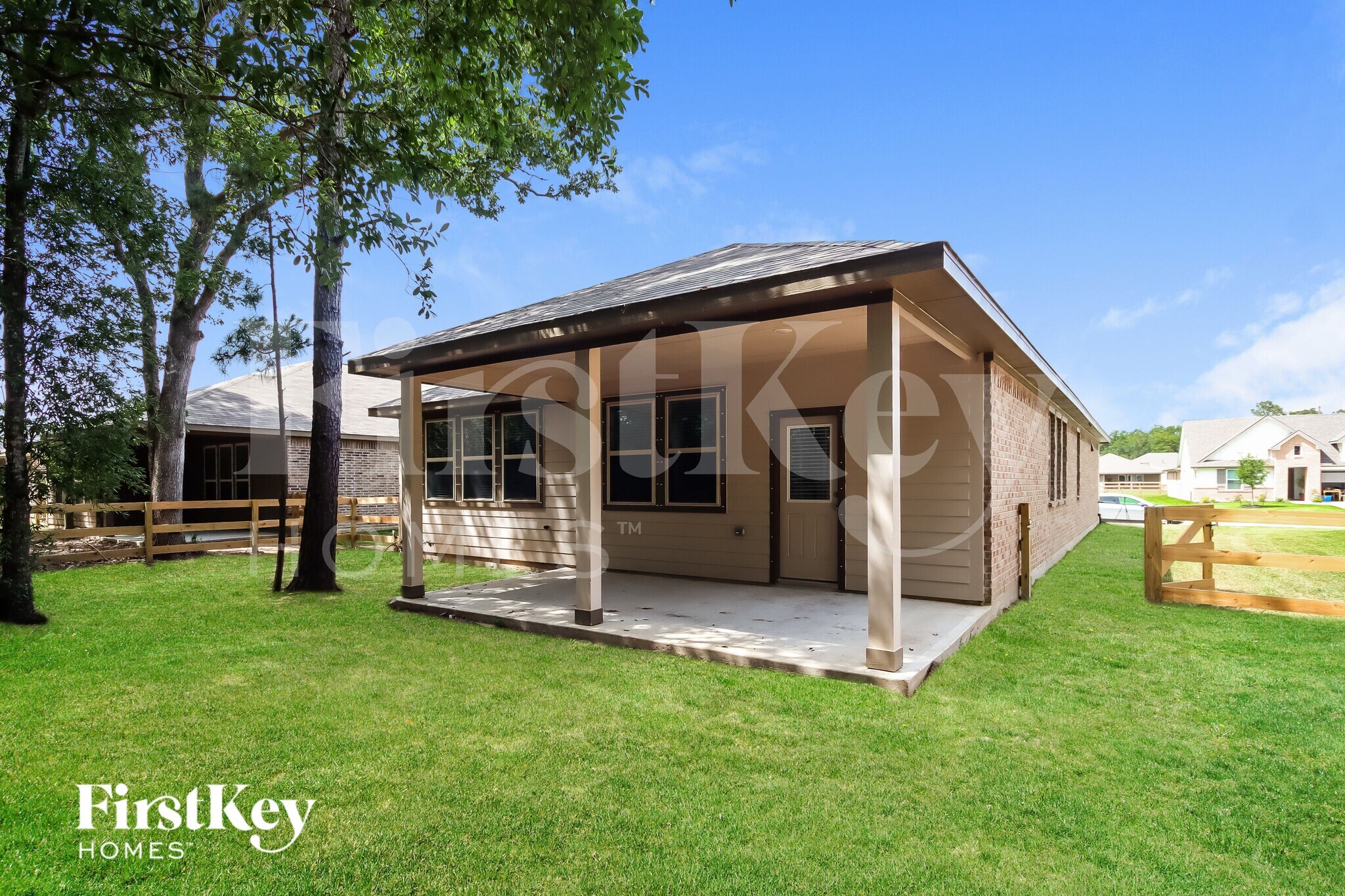 Building Photo - 123 Lk Wy Cir