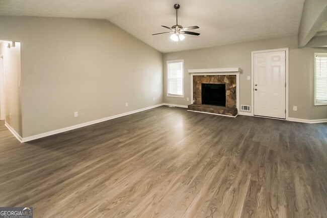 Building Photo - 100 Smokemont Dr