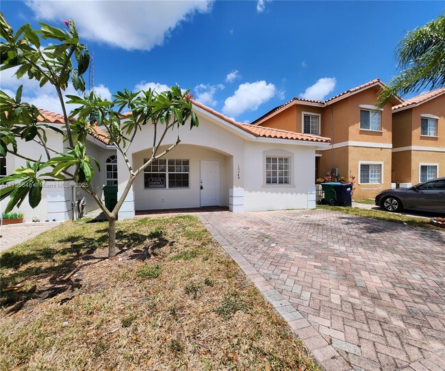 Primary Photo - 10949 SW 181st Terrace