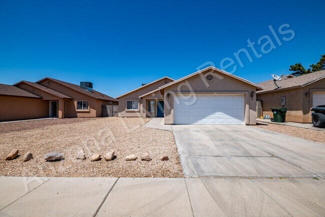Building Photo - HUALAPAI MOUNTAIN FOOTHILLS HOME