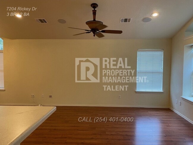 Building Photo - 7204 Rickey Dr
