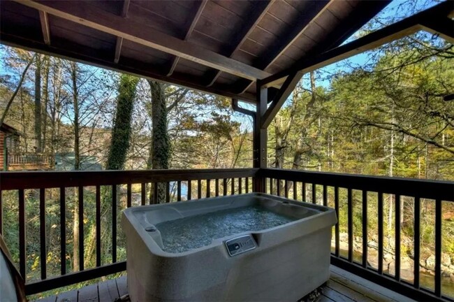 jacuzzi for 6 peoples - 7022 Aska Rd