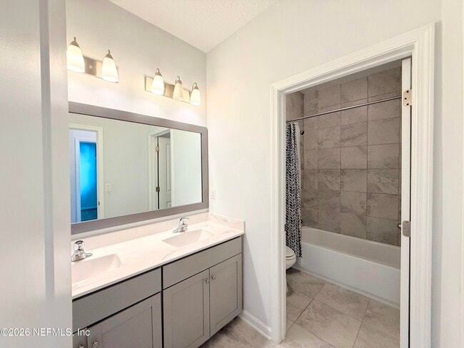 Building Photo - 55 Tamar Ct