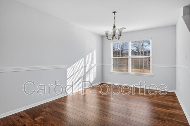 Building Photo - 3315 Runneymede Street SW