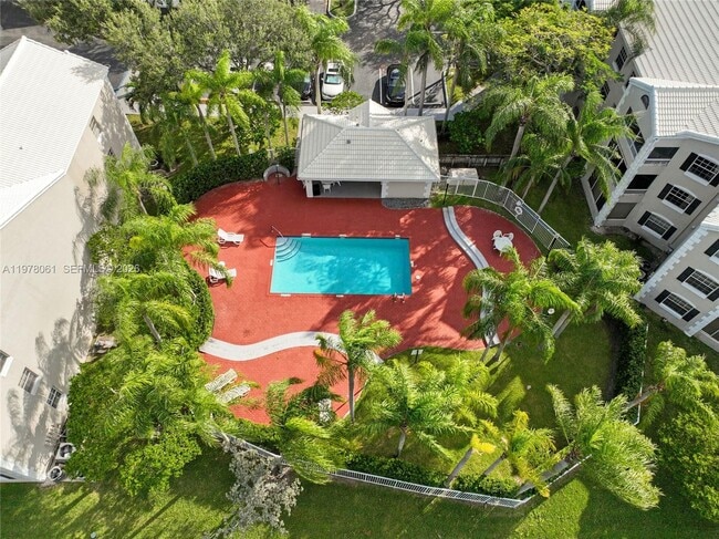 Building Photo - 2871 N Oakland Forest Dr