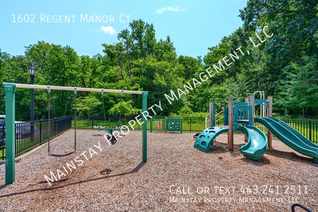 Building Photo - 1602 Regent Manor Ct