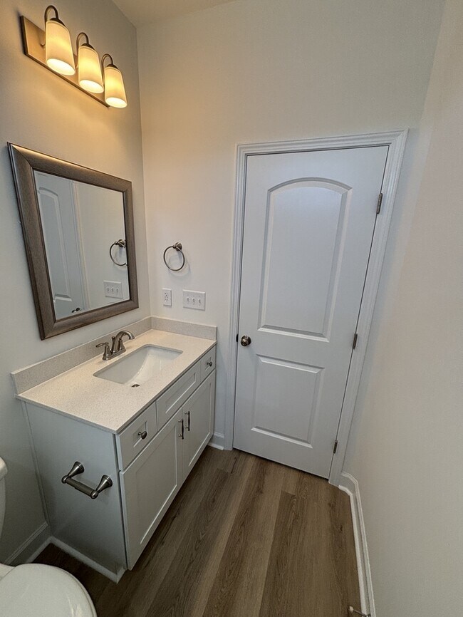 Building Photo - 171 Budd Godwin Ln