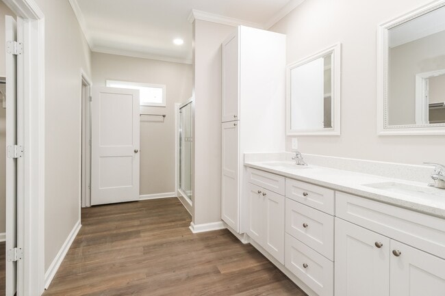 Building Photo - 8516 Kellett St