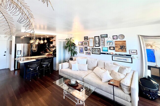 Building Photo - 133 N Pompano Beach Blvd