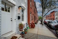 Building Photo - 1522 Riverside Ave