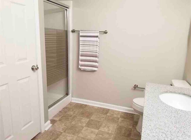 Building Photo - 2495 Danver Ln