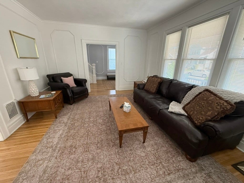 Building Photo - 1804 Storrs Ave