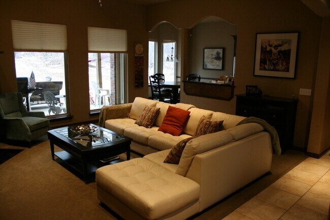 Building Photo - Coming Soon in Bella Terra in Edmond!