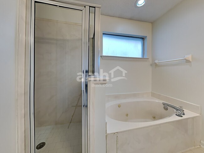 Building Photo - 2728 Green Turtle Trail