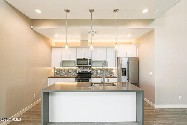 Building Photo - 3102 N 37th St