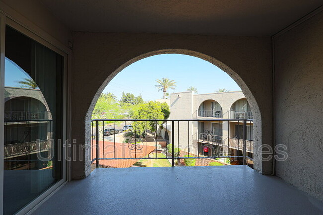 Building Photo - 4727 E Lafayette Blvd