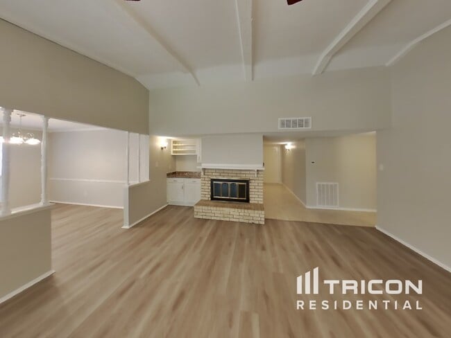 Building Photo - 4208 Sweetgum Way