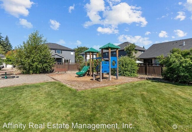 Building Photo - 4 br, 3 bath House - 2616 20th Ave SW