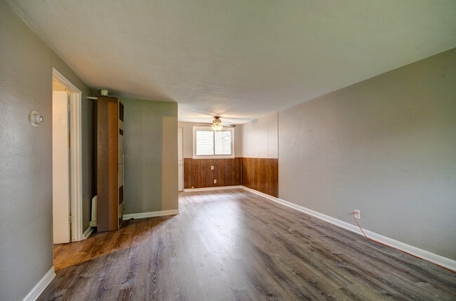 Building Photo - 503 Morgan St