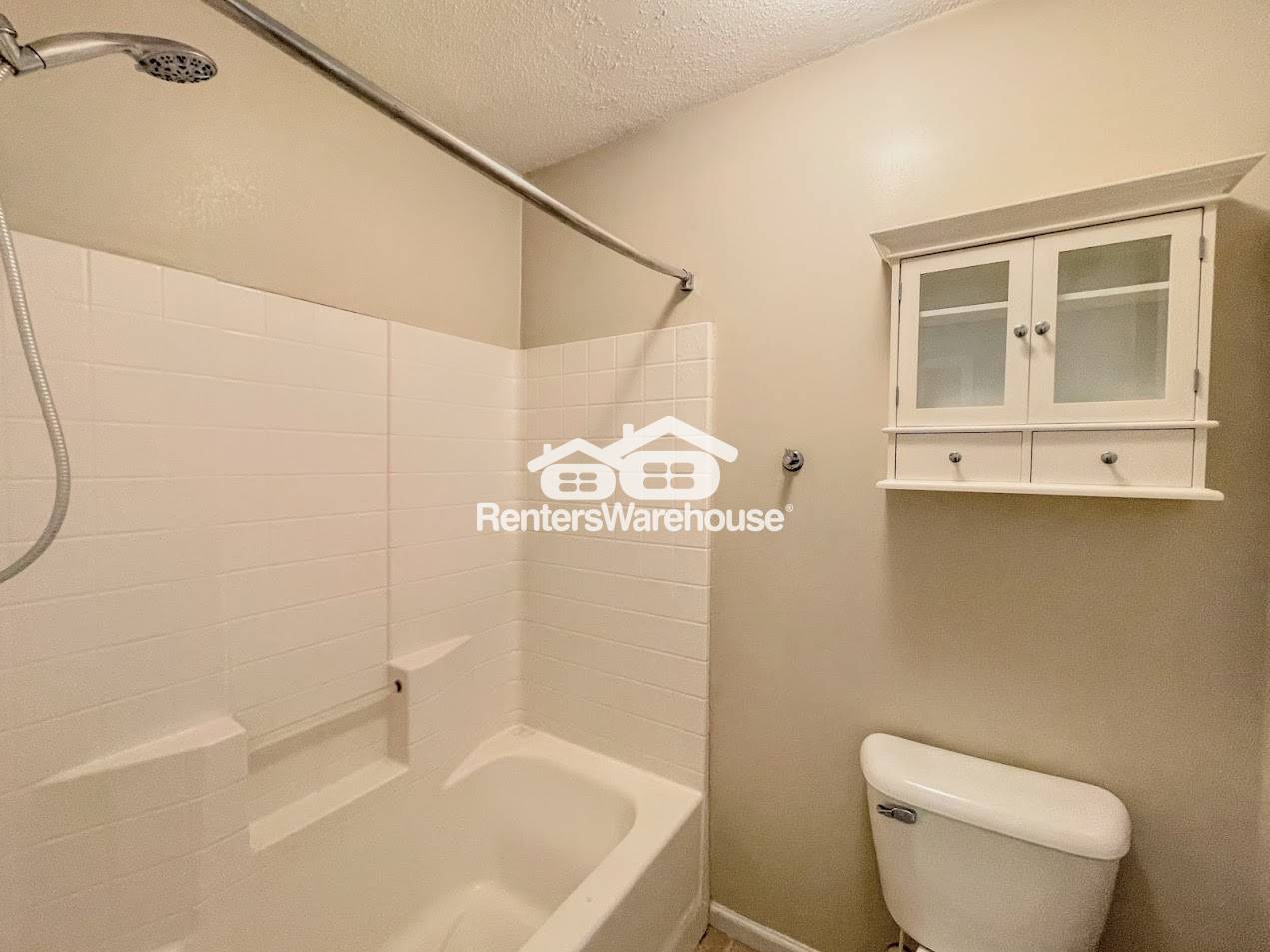 Building Photo - 805 Greystone Trce