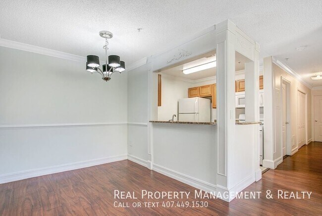 Building Photo - 2053 Dixie Belle Dr