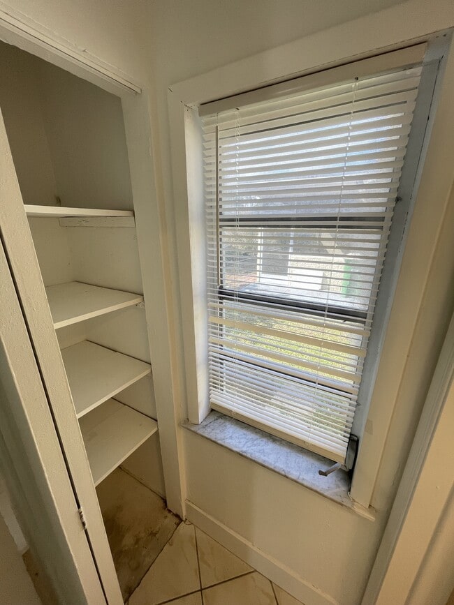 Building Photo - 7200 NW 77th St