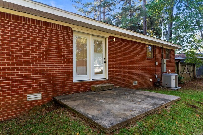 Building Photo - 26 Frostwood Dr