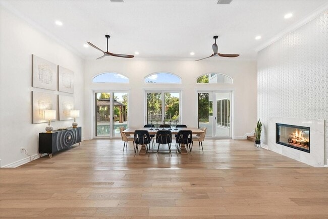 Building Photo - 1707 Caribbean Dr