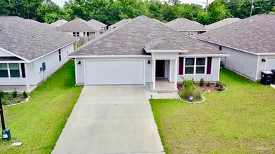 Building Photo - 914 Lovebird Ct