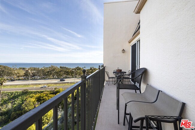 Building Photo - 23901 Civic Center Way