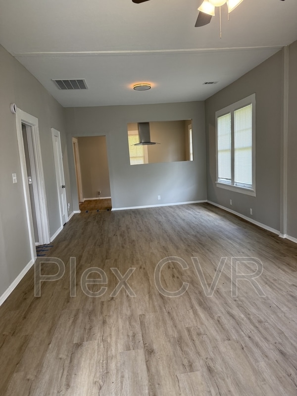 Building Photo - 1429 Brewer Ave
