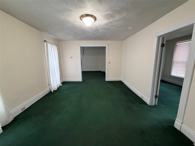 Building Photo - 928 W 3rd St