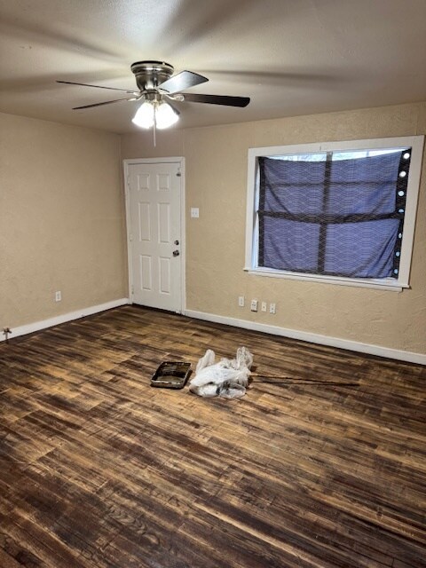 Building Photo - 850 Elwood St