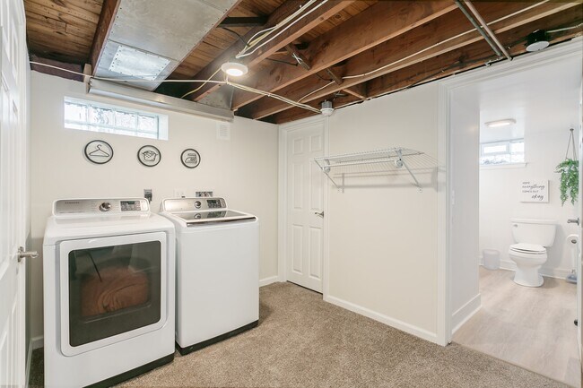 Building Photo - 136 Lattimore Rd